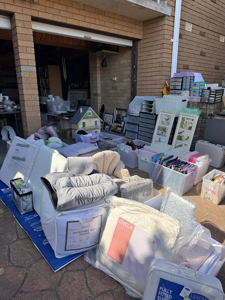 Garage sale in Mt Warrigal NSW: furniture, homewares and antiques
