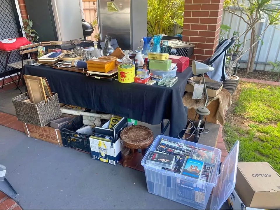 Garage sale in Croydon SA: antiques, vintage collectibles, books and furniture