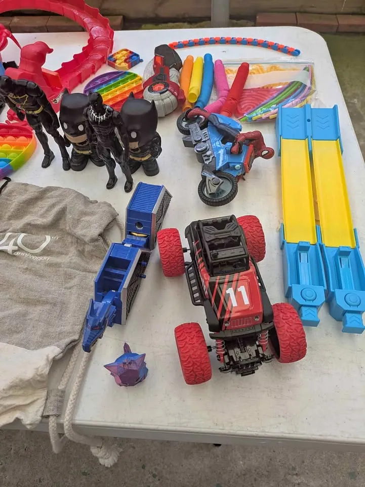 Toy garage sale in Rowville VIC: action figures, Hot Wheels and soft toys