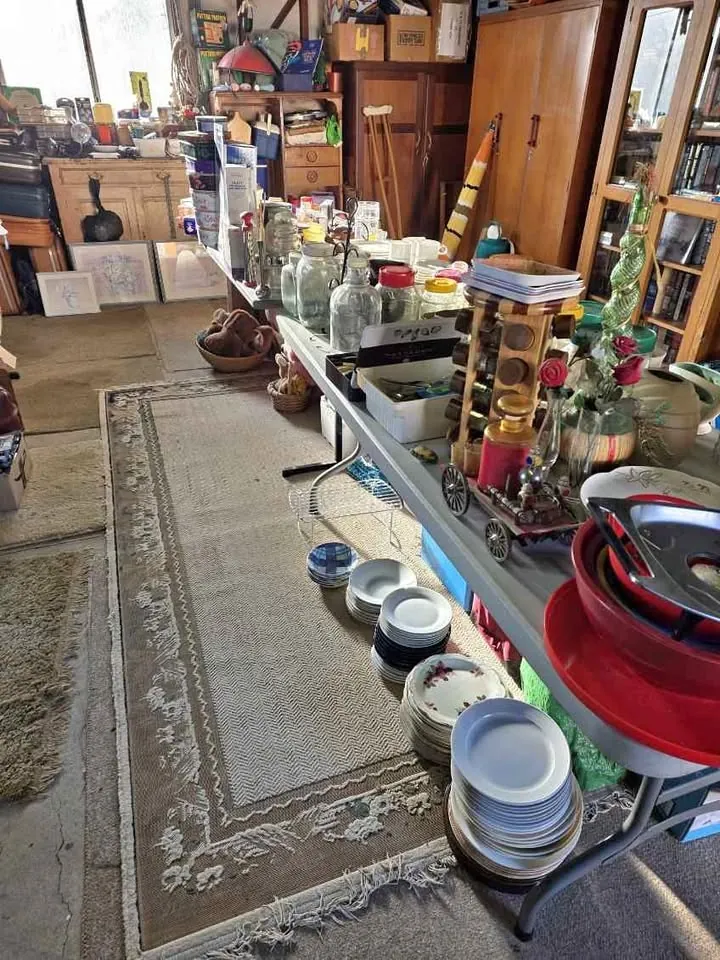 Garage sale at 86 Pindari Avenue Camden NSW